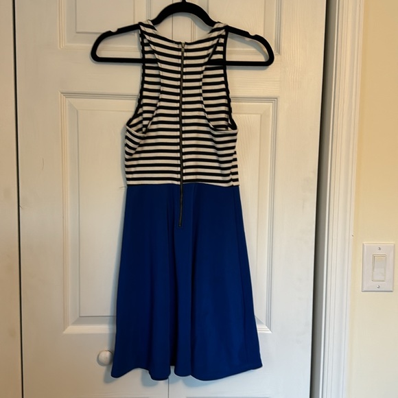 Razorback summer dress - Picture 2 of 4